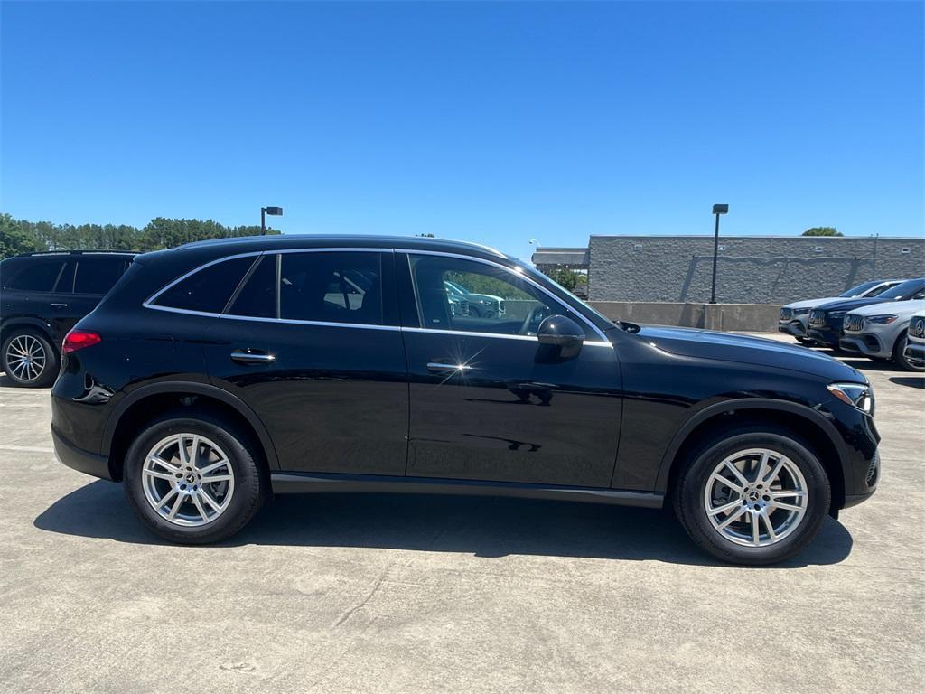 new 2025 Mercedes-Benz GLC 300 car, priced at $52,385