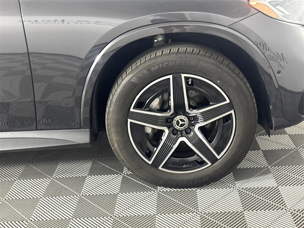used 2025 Mercedes-Benz GLC 300 car, priced at $55,197