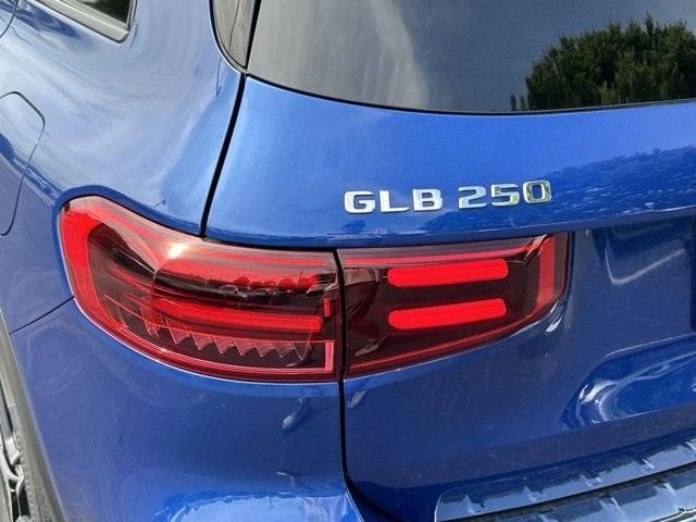 new 2024 Mercedes-Benz GLB 250 car, priced at $53,375