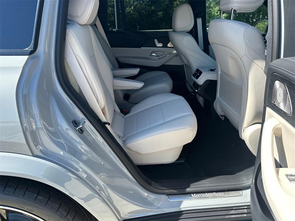 new 2026 Mercedes-Benz GLS 450 car, priced at $105,200