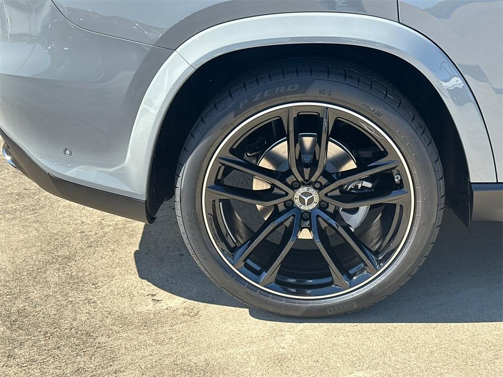 new 2026 Mercedes-Benz GLS 450 car, priced at $105,200