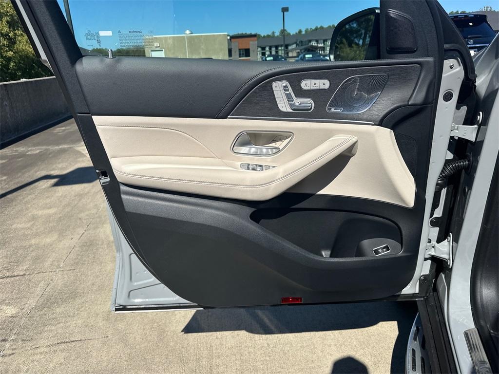 new 2026 Mercedes-Benz GLS 450 car, priced at $105,200