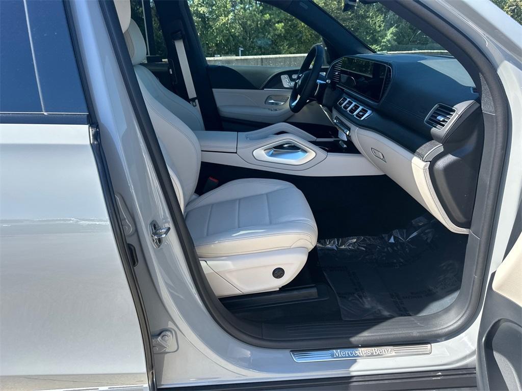 new 2026 Mercedes-Benz GLS 450 car, priced at $105,200
