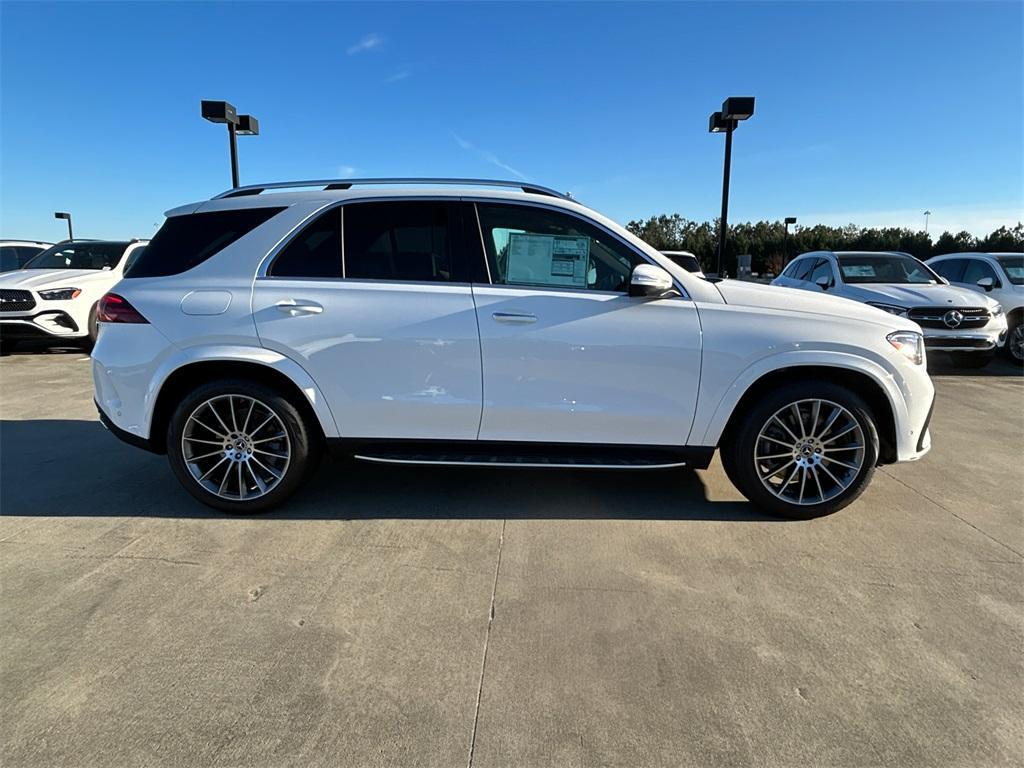 new 2025 Mercedes-Benz GLE 450 car, priced at $82,675