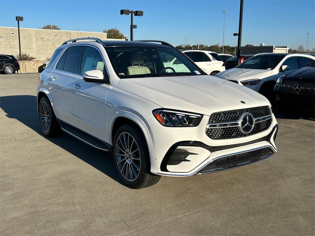 new 2025 Mercedes-Benz GLE 450 car, priced at $82,675