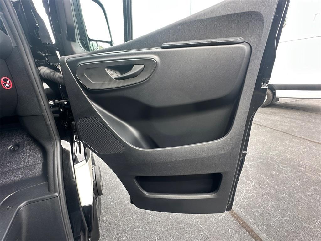 new 2025 Mercedes-Benz Sprinter 3500 car, priced at $82,281