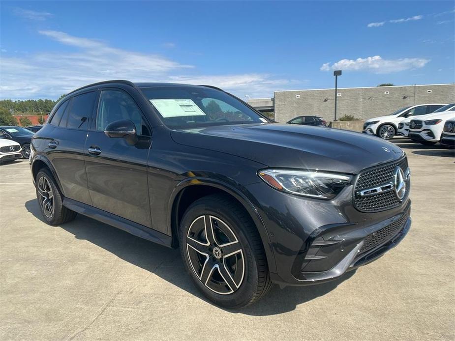 new 2025 Mercedes-Benz GLC 300 car, priced at $58,985