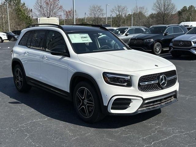 new 2024 Mercedes-Benz GLB 250 car, priced at $54,625