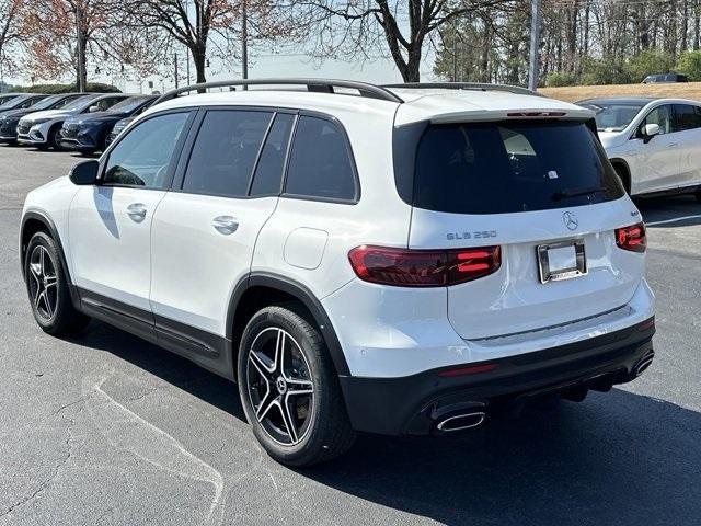 new 2024 Mercedes-Benz GLB 250 car, priced at $54,625