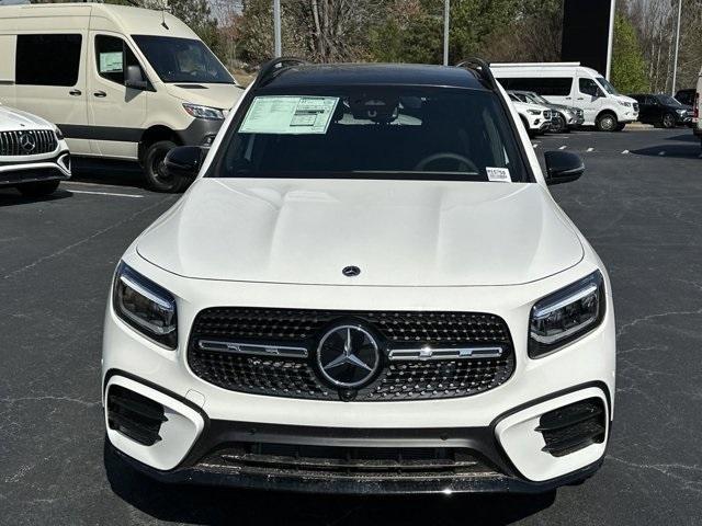 new 2024 Mercedes-Benz GLB 250 car, priced at $54,625