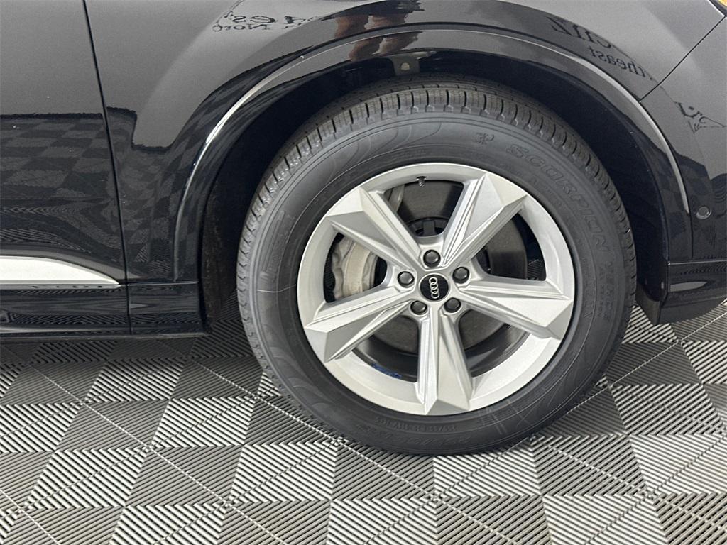 used 2021 Audi Q7 car, priced at $33,954