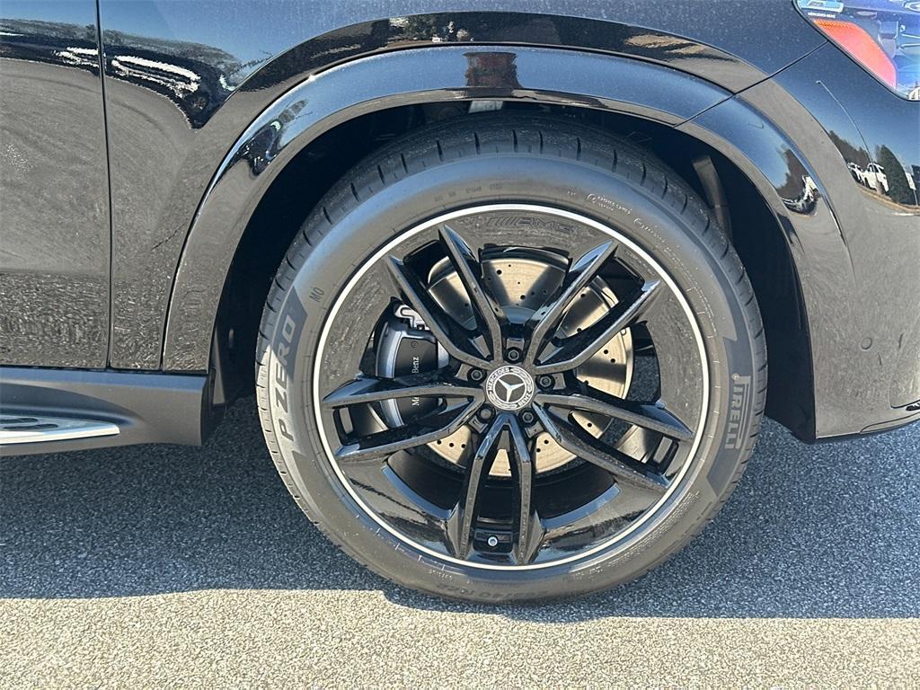 new 2025 Mercedes-Benz GLE 580 car, priced at $103,040