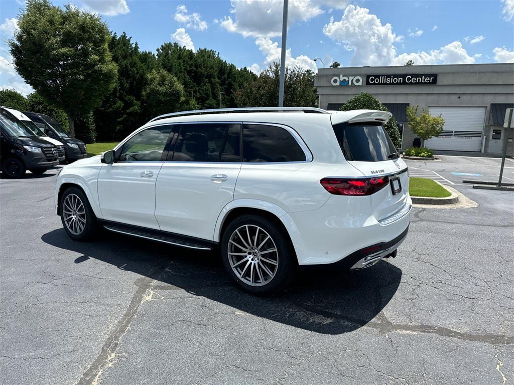 new 2025 Mercedes-Benz GLS 580 car, priced at $121,940