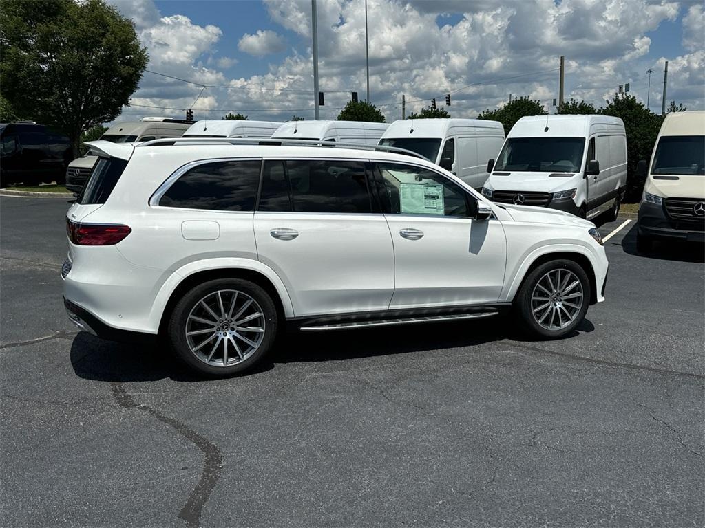 new 2025 Mercedes-Benz GLS 580 car, priced at $121,940