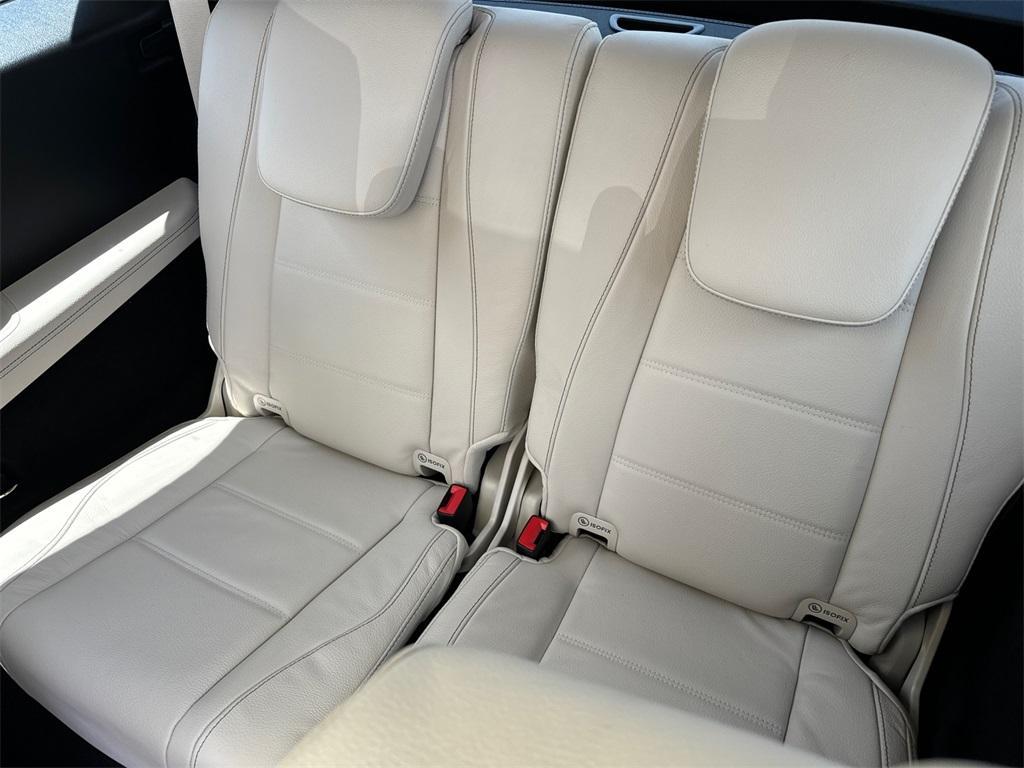 new 2025 Mercedes-Benz GLS 580 car, priced at $121,940