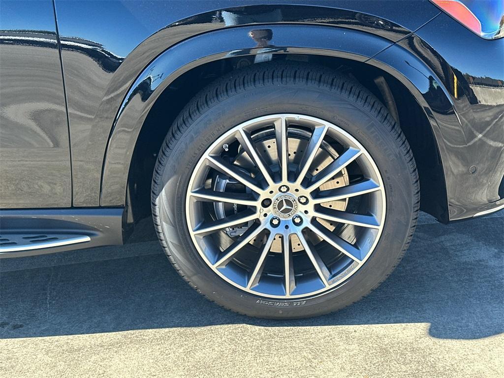 new 2026 Mercedes-Benz GLE 450 car, priced at $87,600