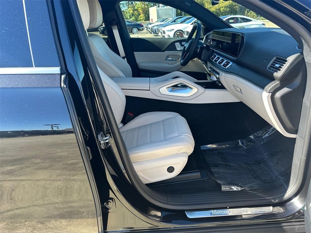 new 2026 Mercedes-Benz GLE 450 car, priced at $87,600