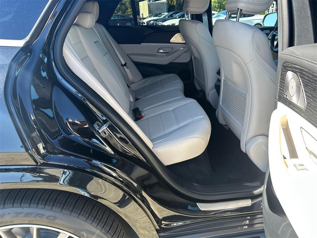 new 2026 Mercedes-Benz GLE 450 car, priced at $87,600