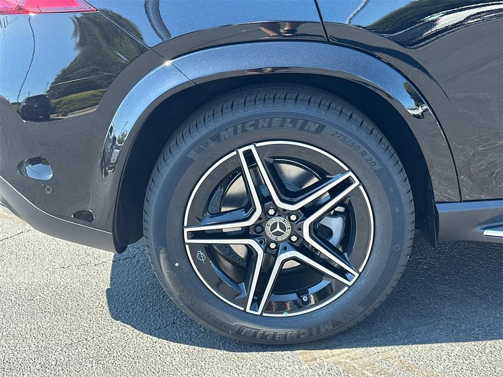 new 2026 Mercedes-Benz GLE 450 car, priced at $82,165
