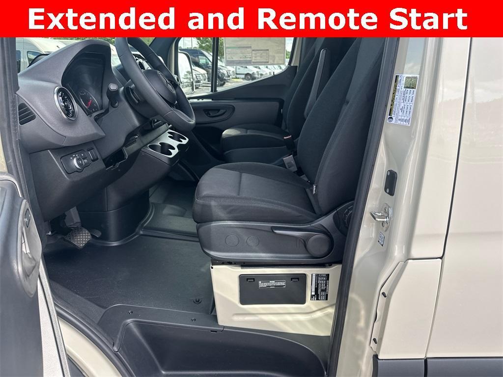 new 2025 Mercedes-Benz Sprinter 2500 car, priced at $66,771