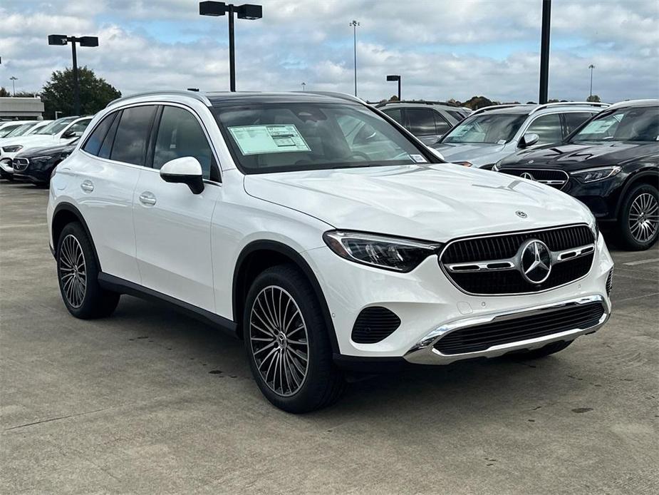 new 2025 Mercedes-Benz GLC 300 car, priced at $54,885