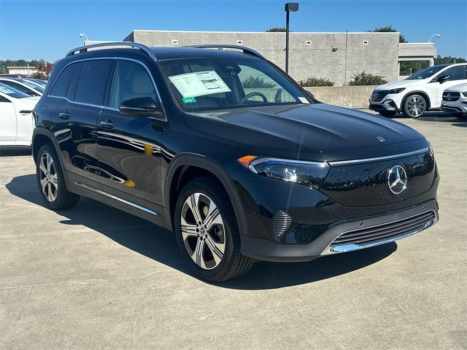 new 2024 Mercedes-Benz EQB 250 car, priced at $60,650