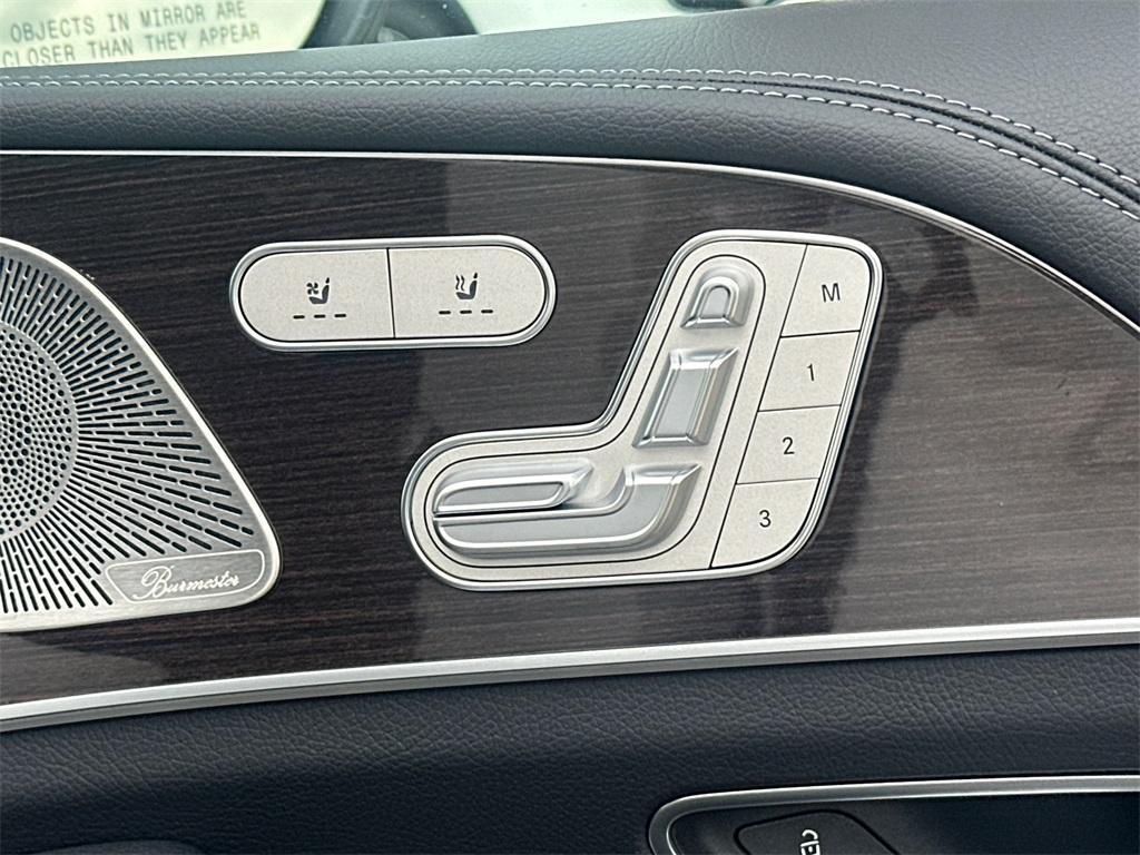 new 2026 Mercedes-Benz GLE 450 car, priced at $85,670