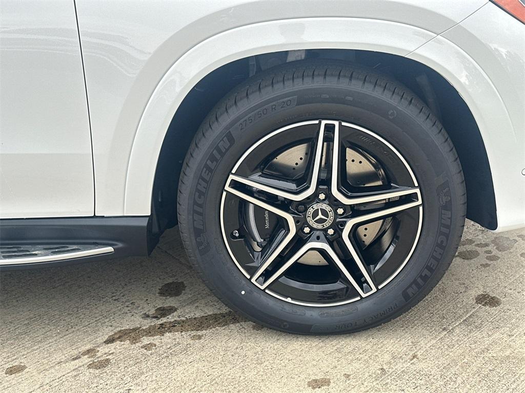 new 2026 Mercedes-Benz GLE 450 car, priced at $85,670
