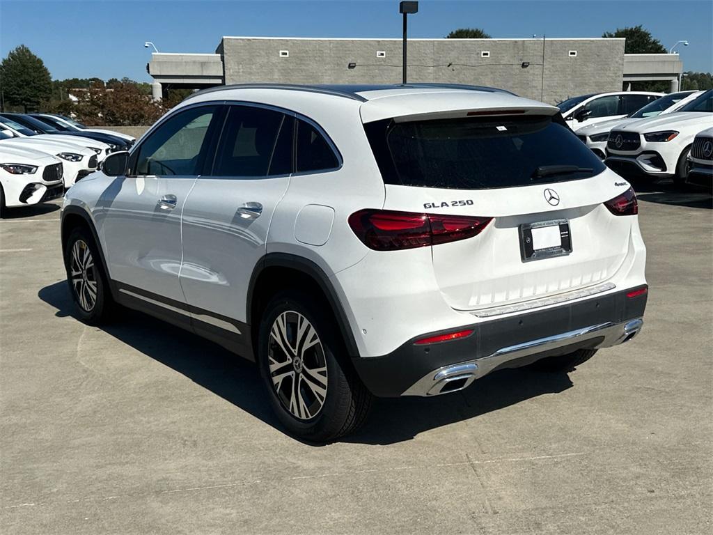 new 2025 Mercedes-Benz GLA 250 car, priced at $47,650