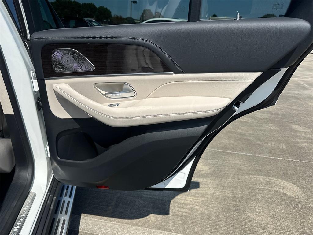 new 2026 Mercedes-Benz GLE 450 car, priced at $79,820