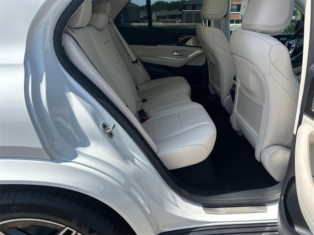 new 2026 Mercedes-Benz GLE 450 car, priced at $79,820