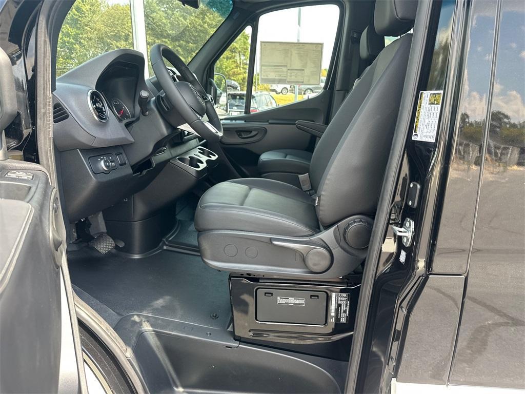 new 2025 Mercedes-Benz Sprinter 3500 car, priced at $82,281
