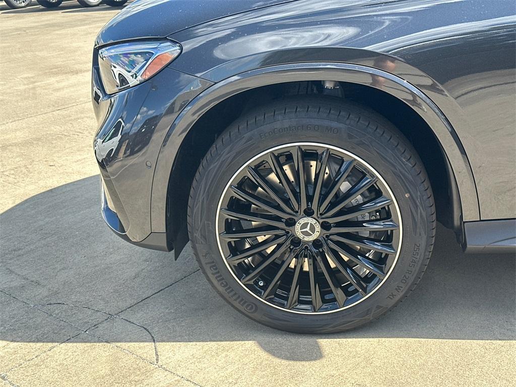 new 2026 Mercedes-Benz GLC 300 car, priced at $64,120