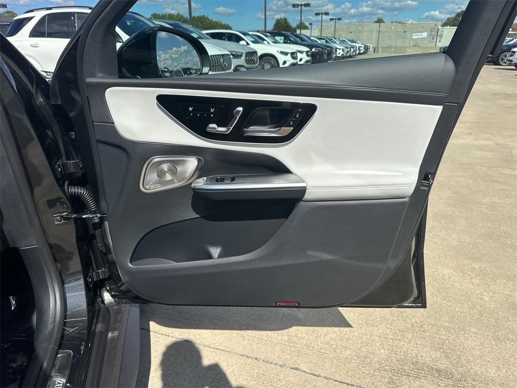 new 2026 Mercedes-Benz GLC 300 car, priced at $64,120