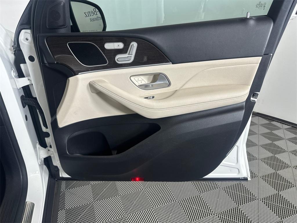 used 2021 Mercedes-Benz GLE 350 car, priced at $42,451