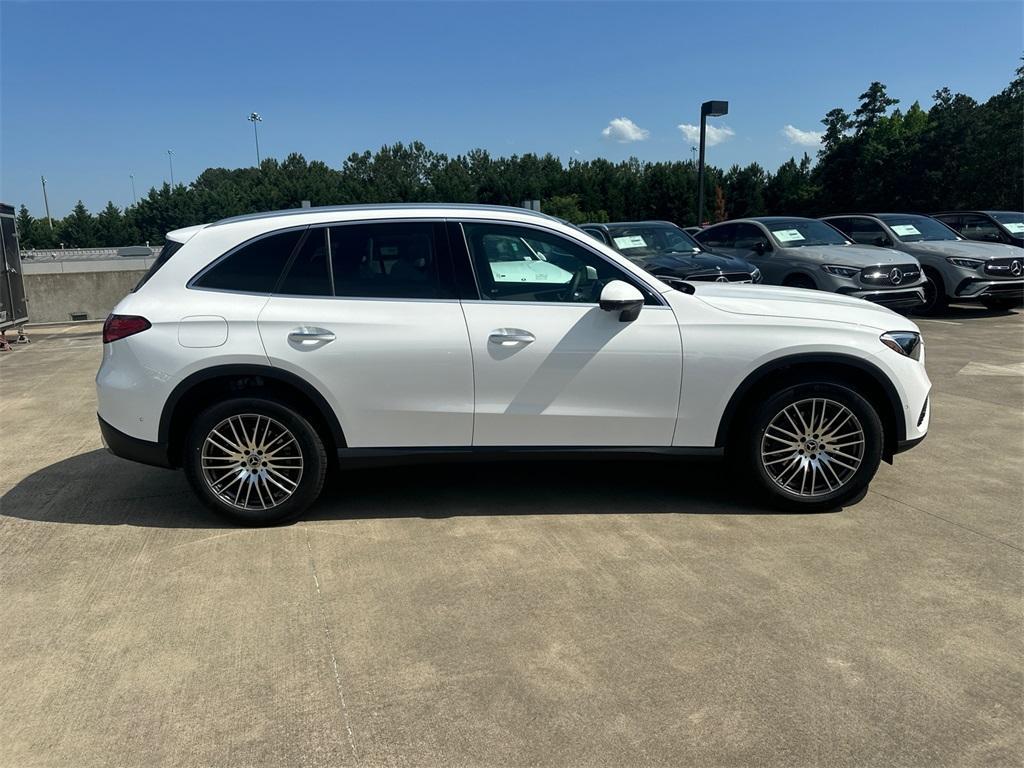 new 2025 Mercedes-Benz GLC 300 car, priced at $58,165