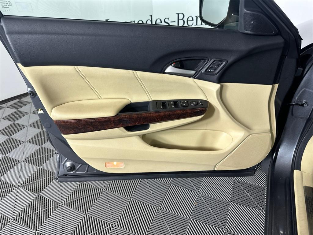 used 2010 Honda Accord Crosstour car, priced at $9,380