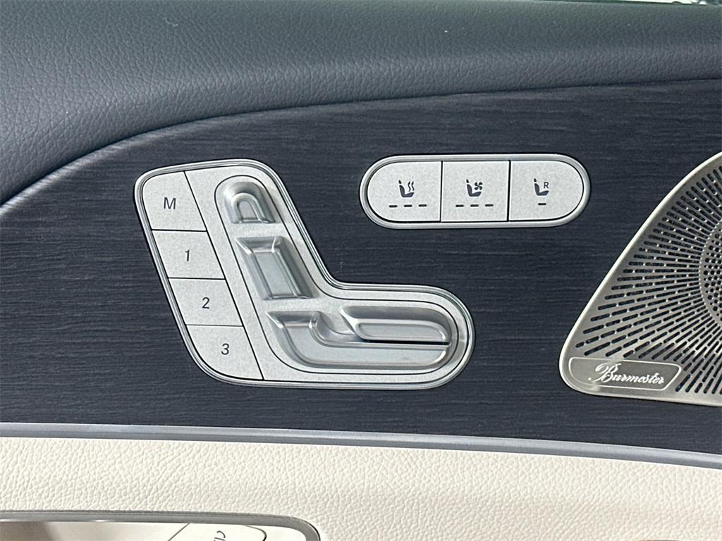new 2025 Mercedes-Benz GLS 450 car, priced at $97,430