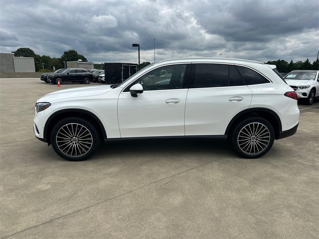 new 2026 Mercedes-Benz GLC 300 car, priced at $62,125