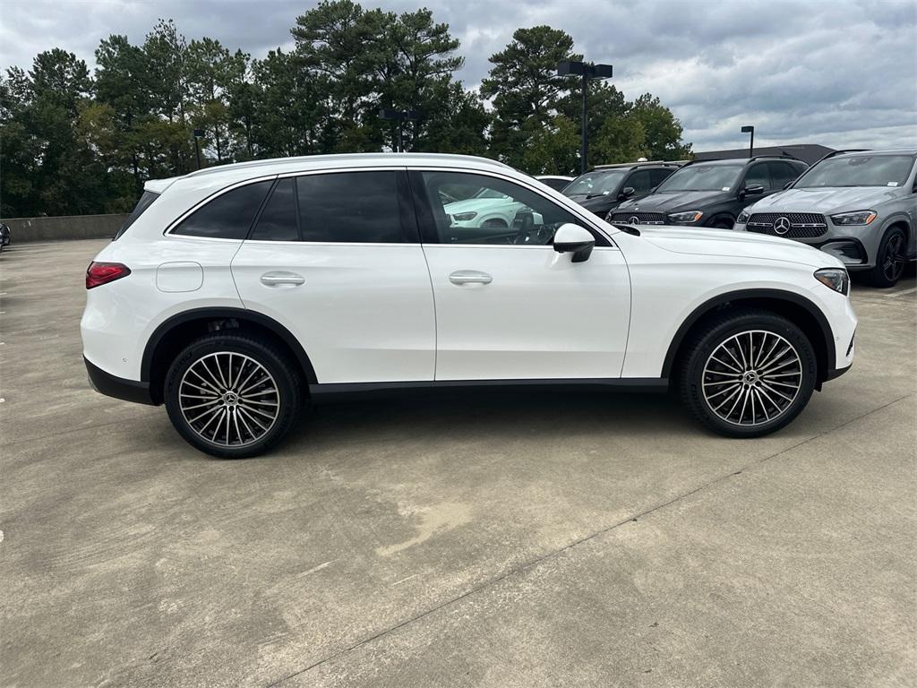 new 2026 Mercedes-Benz GLC 300 car, priced at $62,125