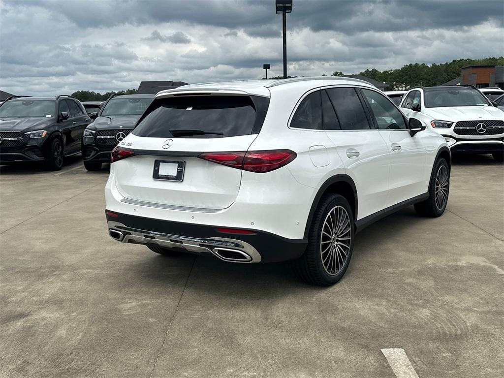 new 2026 Mercedes-Benz GLC 300 car, priced at $62,125