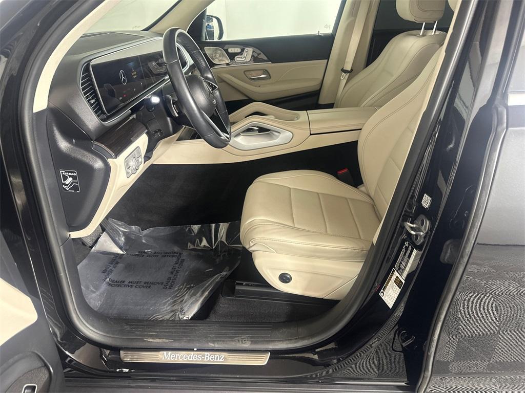 used 2024 Mercedes-Benz GLE 350 car, priced at $58,524