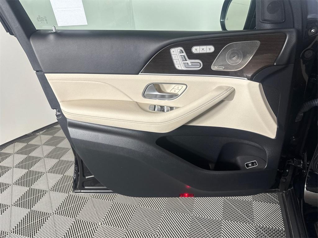 used 2024 Mercedes-Benz GLE 350 car, priced at $58,524