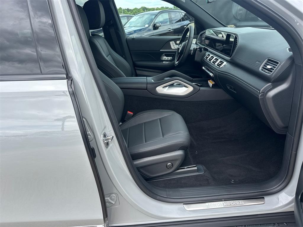 new 2025 Mercedes-Benz GLE 350 car, priced at $77,805
