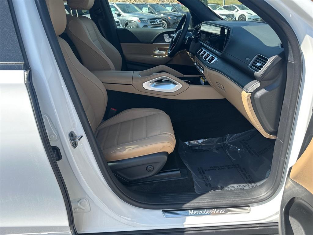 new 2025 Mercedes-Benz GLE 450e car, priced at $87,175