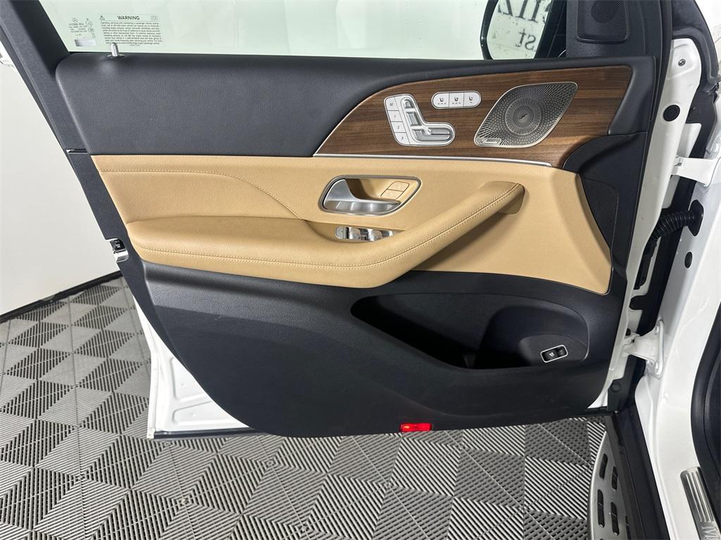 used 2024 Mercedes-Benz GLS 450 car, priced at $78,996