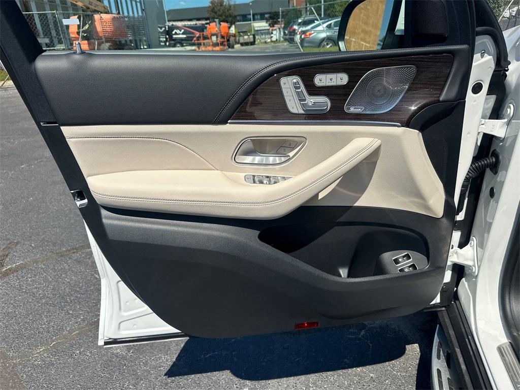 new 2026 Mercedes-Benz GLE 450e car, priced at $83,940