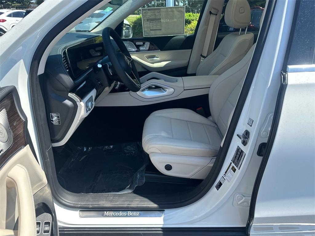 new 2026 Mercedes-Benz GLE 450e car, priced at $83,940