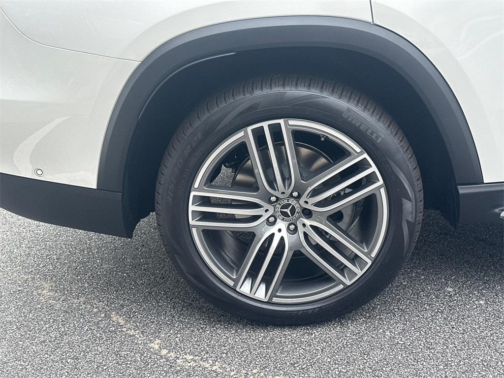 new 2026 Mercedes-Benz GLS 450 car, priced at $94,955