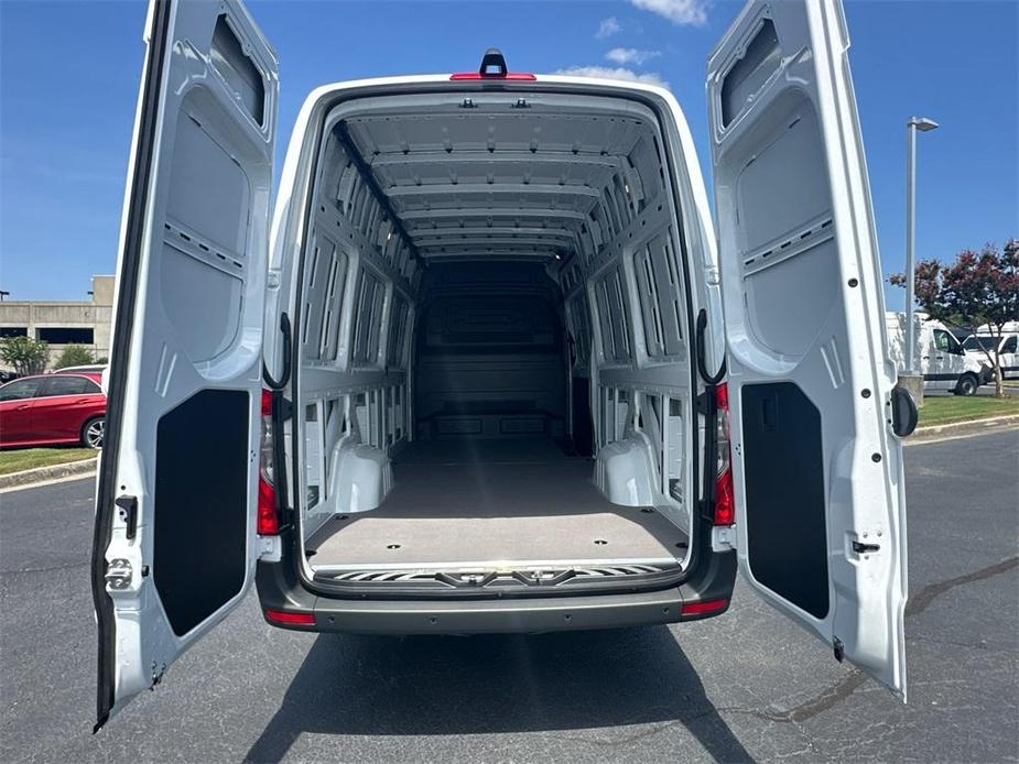 new 2024 Mercedes-Benz Sprinter 2500 car, priced at $62,247